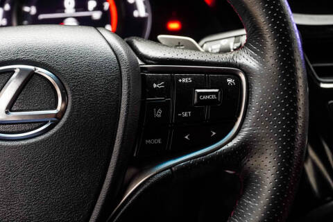 2024 Lexus ES 350 F SPORT Handling