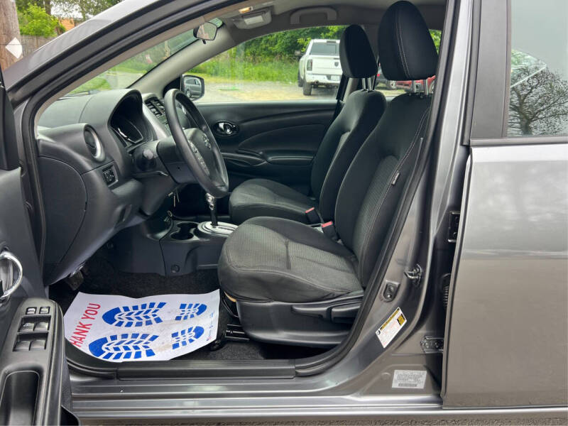 2019 Nissan Versa