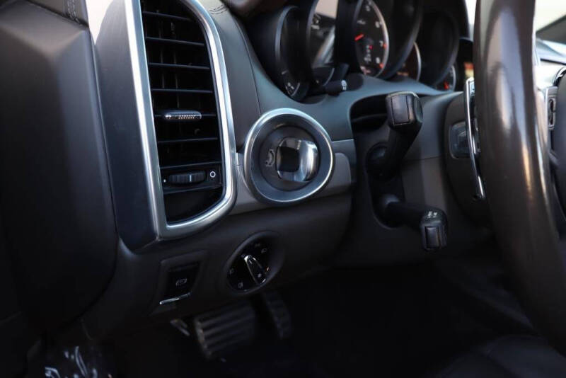 2015 Porsche Cayenne Turbo