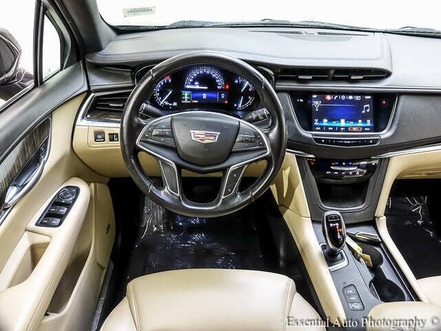 Used 2019 Cadillac XT5 Base with VIN 1GYKNBRS6KZ105452 for sale in Tinley Park, IL
