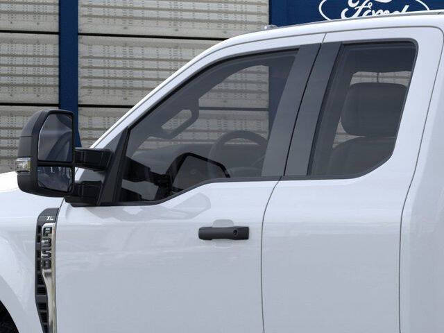 2026 Ford F-350 Super Duty XL