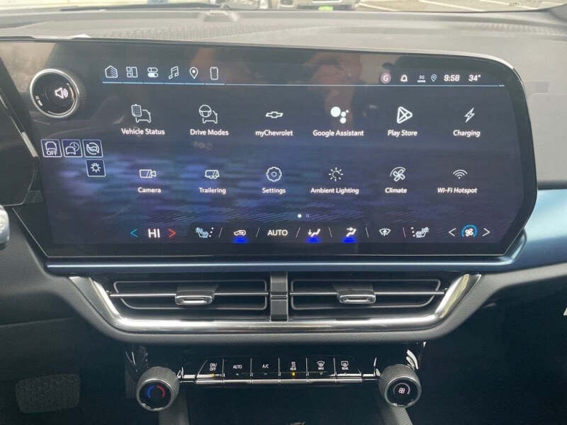 2026 Chevrolet Equinox EV LT 2