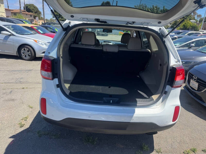 2014 Kia Sorento LX