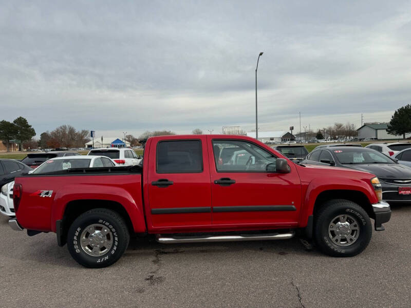 Chevrolet Colorado's photo