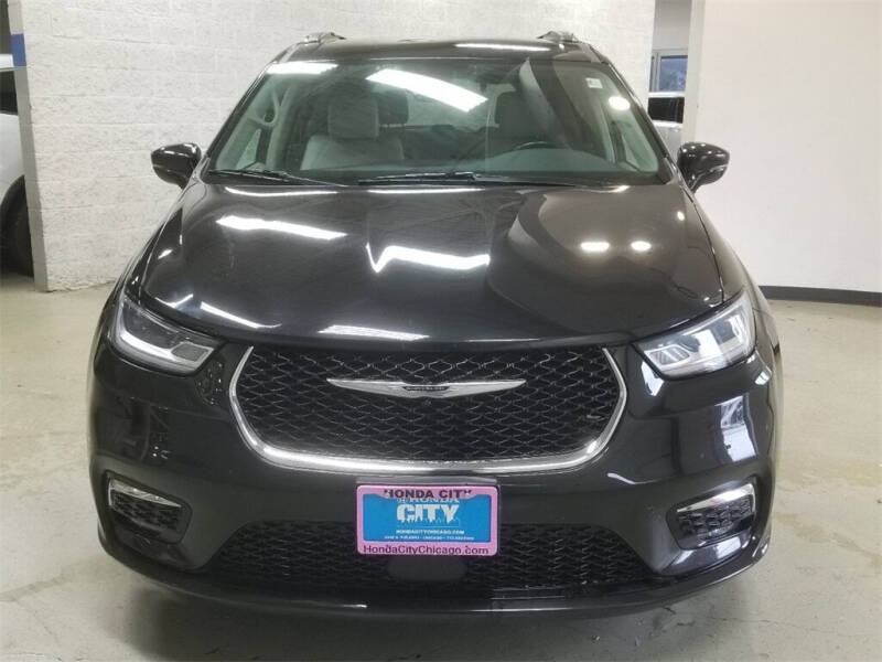 2021 Chrysler Pacifica Touring L