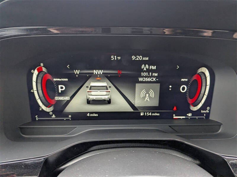 2025 Nissan Pathfinder Platinum