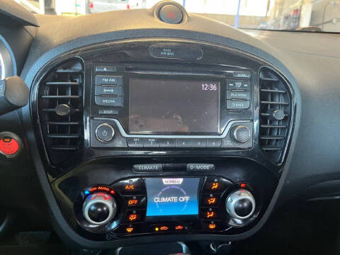 2017 Nissan JUKE SV