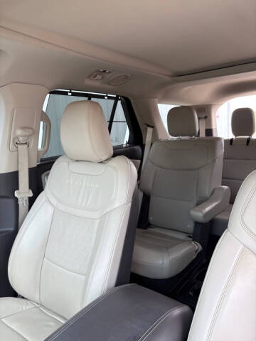 2020 Ford Explorer Platinum