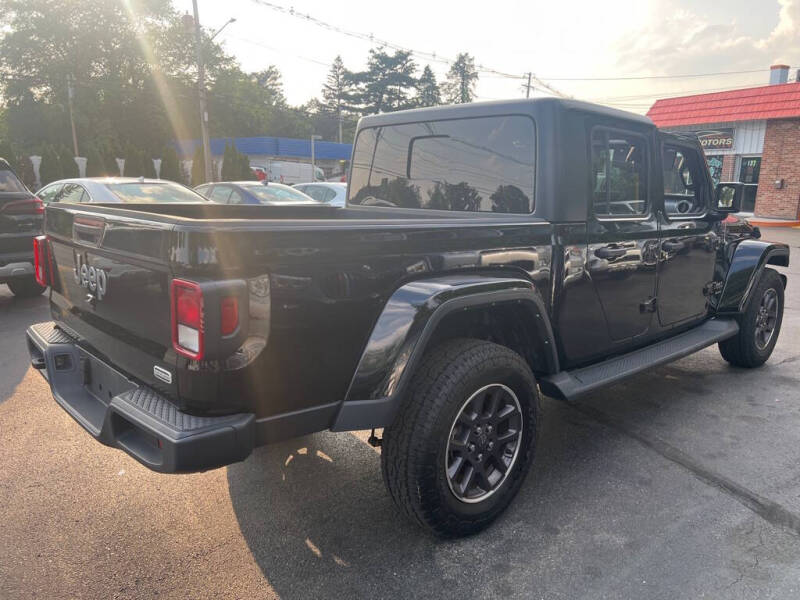 2021 Jeep Gladiator Overland