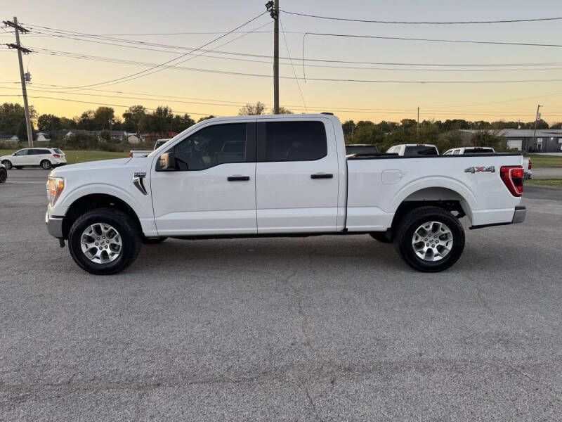 2022 Ford F-150 XL's photo