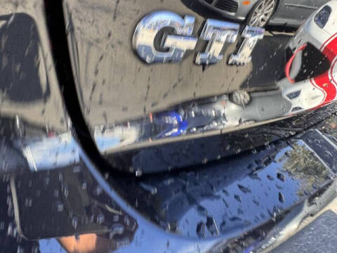 2014 Volkswagen GTI Wolfsburg Edition PZEV