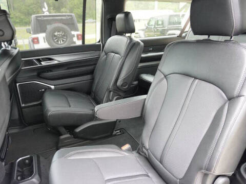 2024 Jeep Wagoneer L Carbide