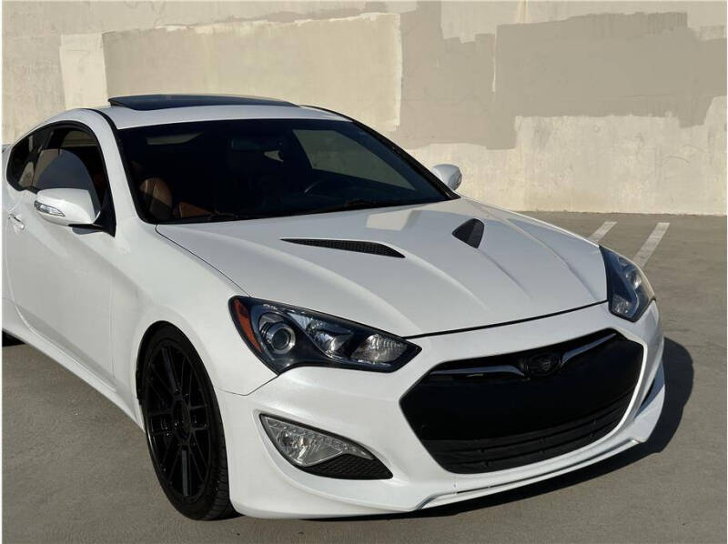 2016 Hyundai Genesis Coupe Ultimate photo 8