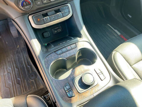 2022 GMC Acadia Denali