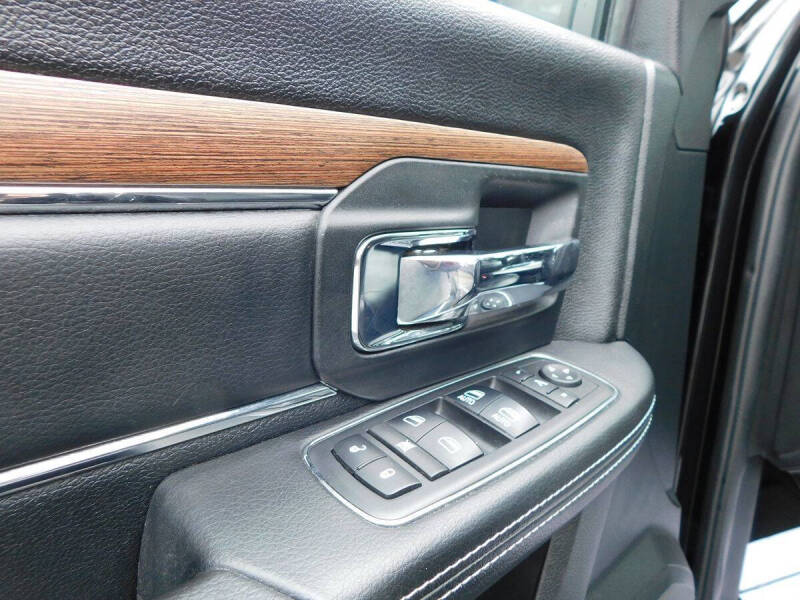 2017 RAM 1500 Laramie