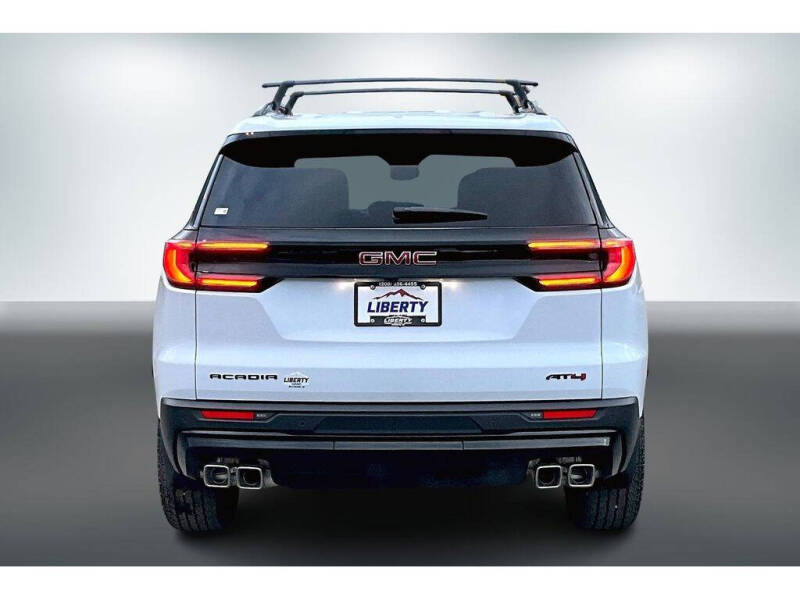2026 GMC Acadia AT4