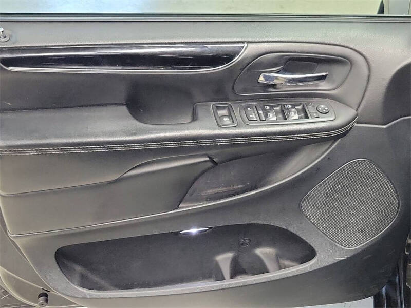 2018 Dodge Grand Caravan SE