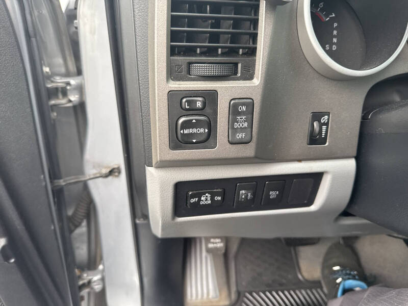 2010 Toyota Tundra Grade