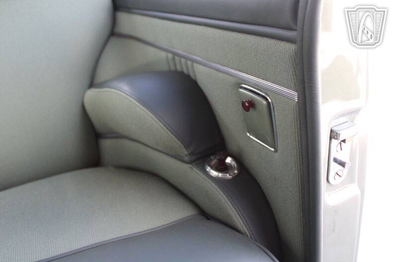 1948 Lincoln Continental