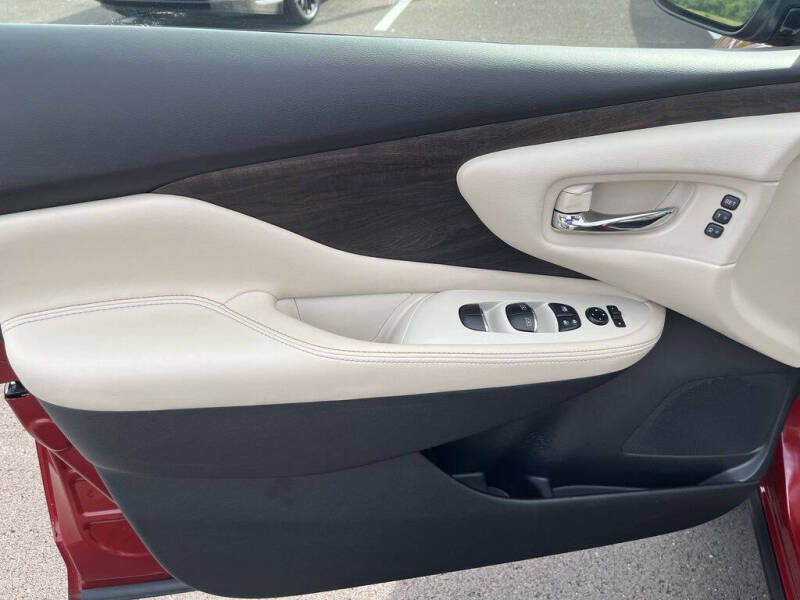 2023 Nissan Murano Platinum
