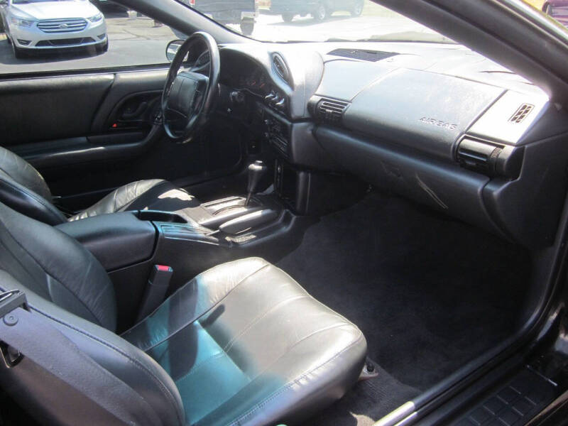 1996 Chevrolet Camaro - Photo 13