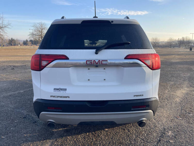2017 GMC Acadia SLT-1