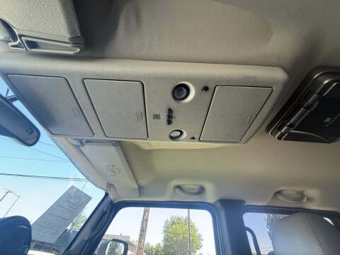 2005 HUMMER H2