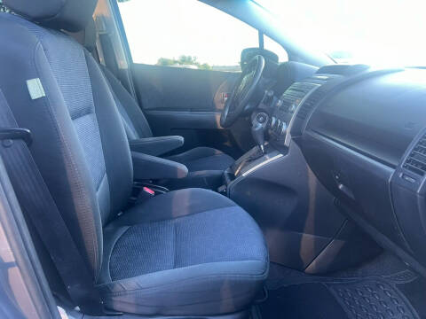 2010 Mazda MAZDA5 Sport