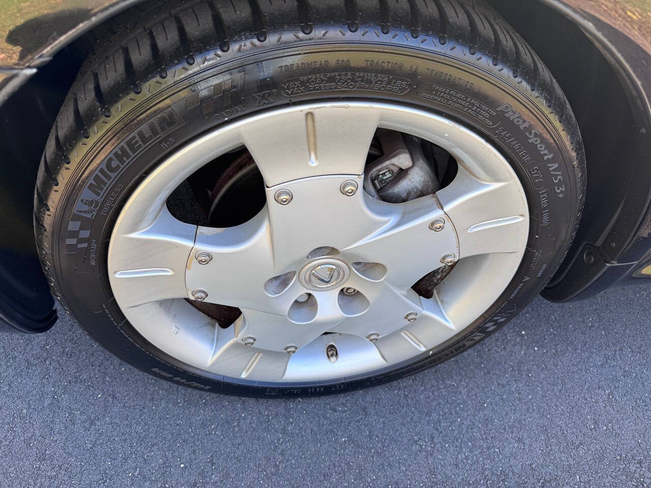 2004 Lexus SC 430 33