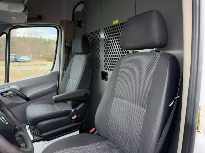 2010 Mercedes-Benz Sprinter 2500