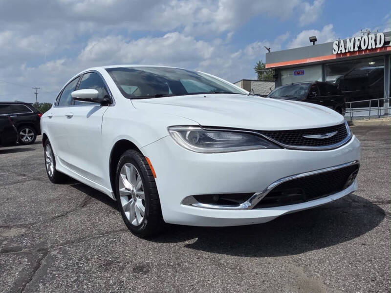 2016 Chrysler 200 C
