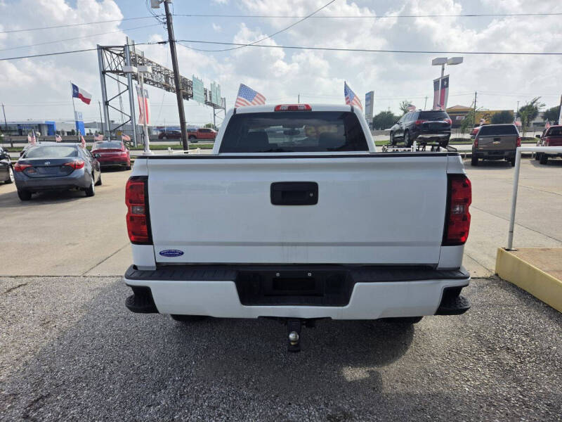 2016 Chevrolet Silverado 1500 Custom