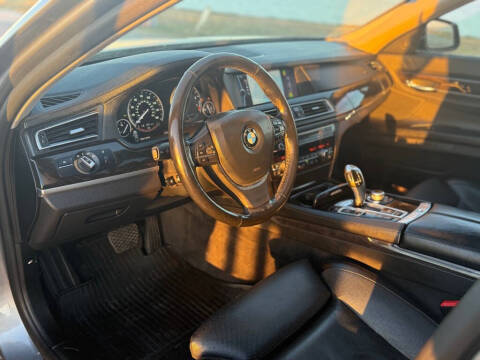2012 BMW 7 Series 750Li xDrive