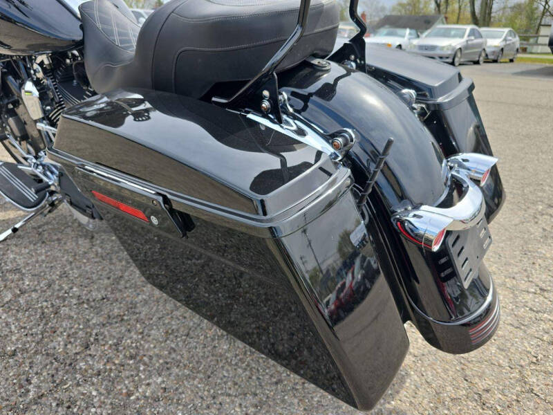 2012 Harley-Davidson FLHXI STREET GLIDE