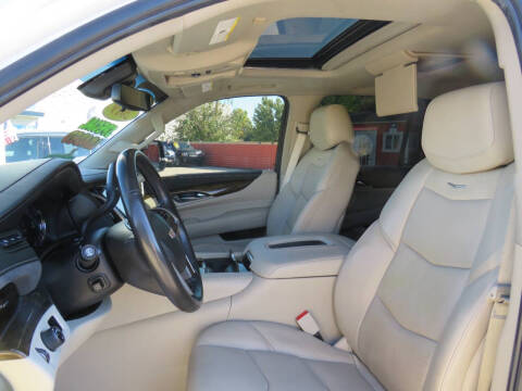 2019 Cadillac Escalade Luxury