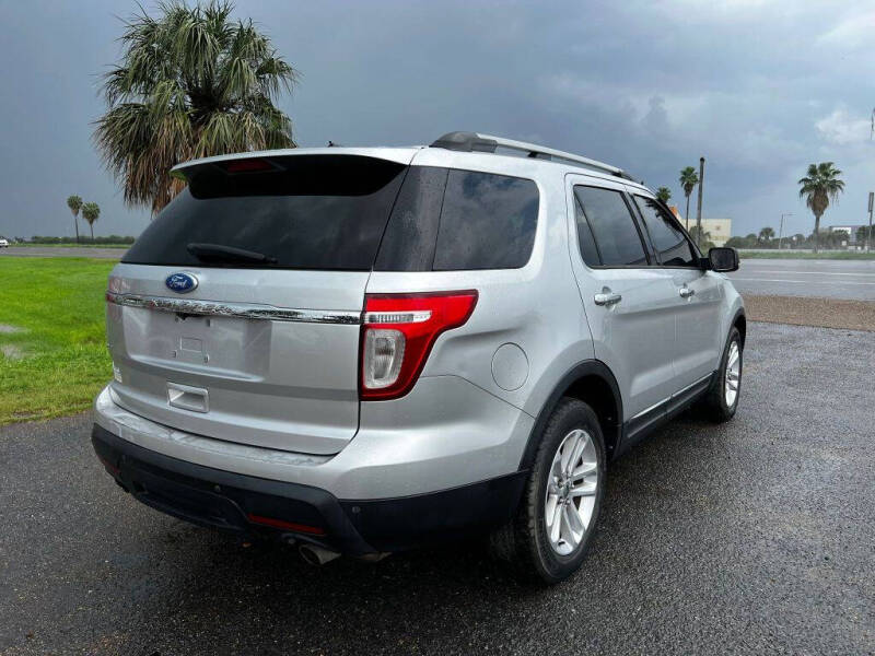 2011 Ford Explorer XLT