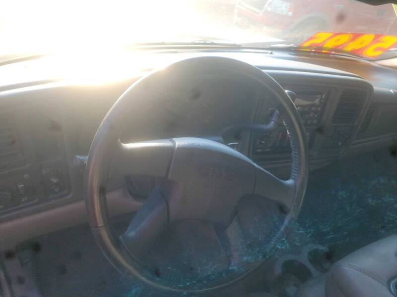 2004 GMC Yukon SLT