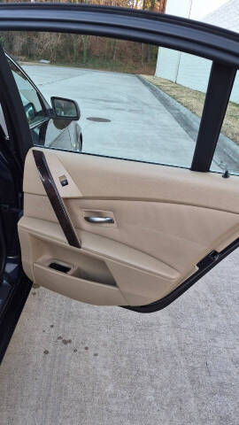 2005 BMW 5 Series 530i