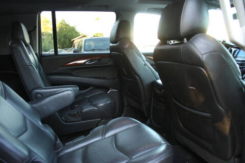 2017 Cadillac Escalade ESV Premium Luxury