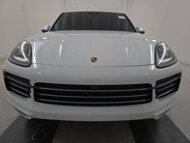 2023 Porsche Cayenne Platinum Edition