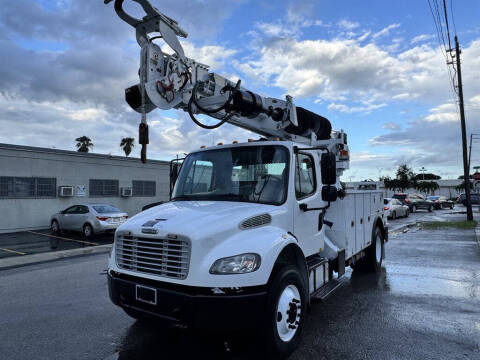 2019 Freightliner M2 106