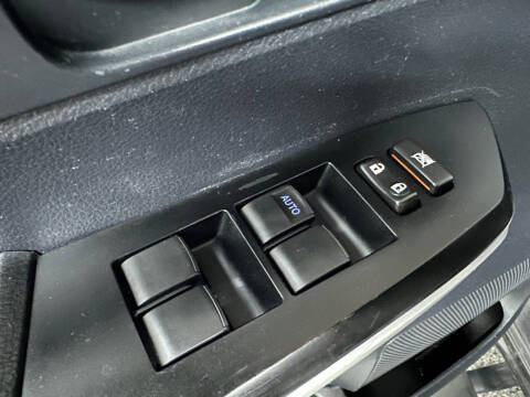 2015 Toyota Tundra SR5