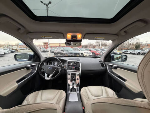 2015 Volvo XC60 T6 Platinum