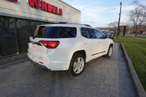 2019 GMC Acadia Denali