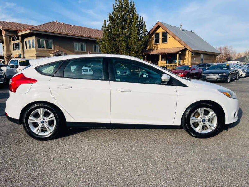 2014 Ford Focus SE photo 8