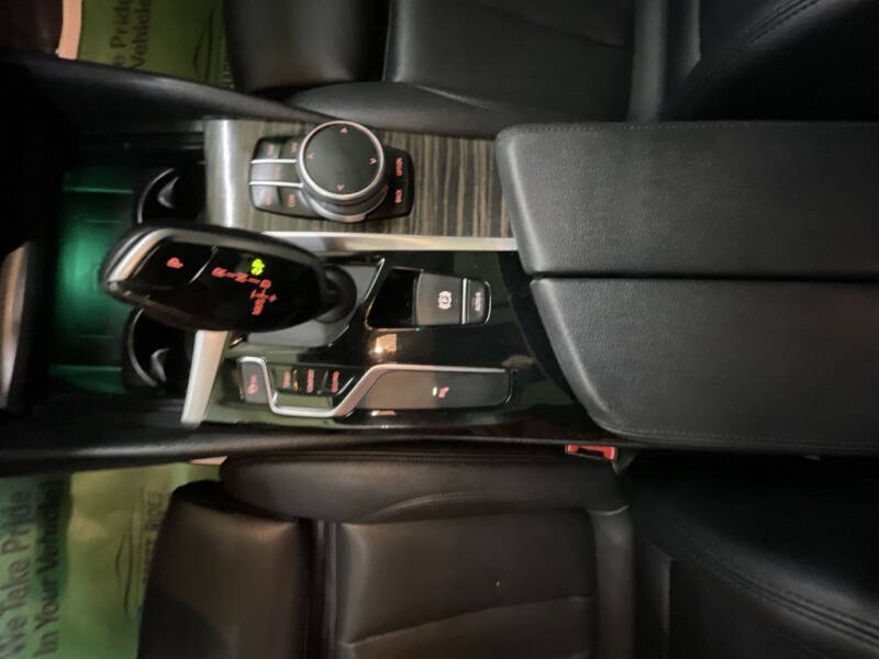 2019 BMW 5 Series 530i