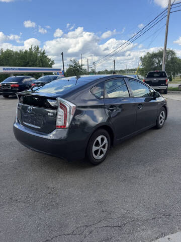 2014 Toyota Prius Three