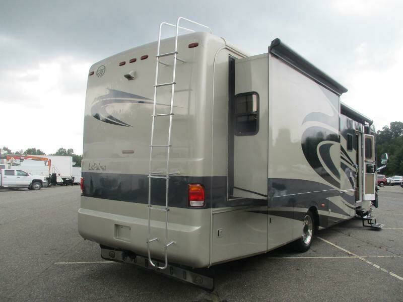 2005 Workhorse W22