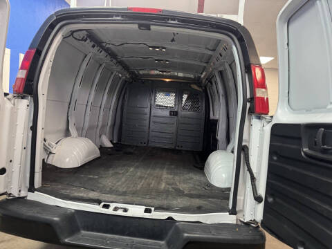 2018 Chevrolet Express 2500