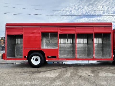 2017 Freightliner M2 106